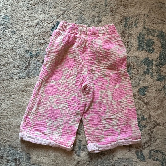 🌟3/$20🌟 Btween | Floral Wide Leg Pants | 2T - Picture 2 of 4